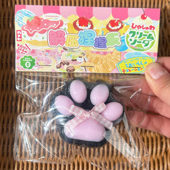 Cat Paw Squishy - Image 3