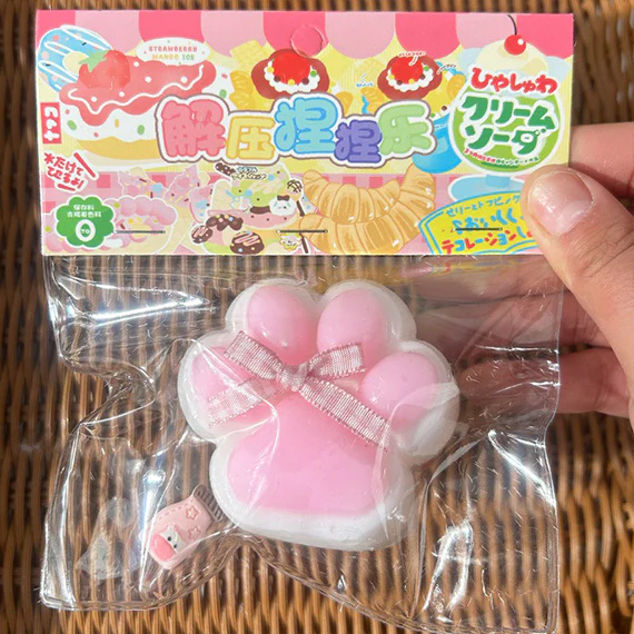 Cat Paw Squishy - Image 4