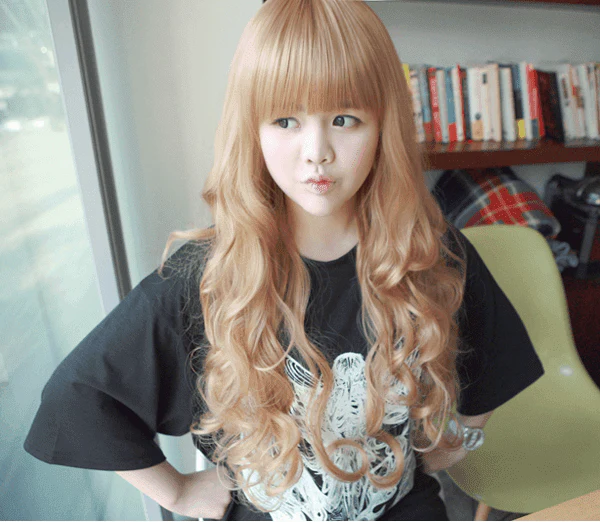 Premium Wig Princess Alice Soft Curly Hair (Blonde) - Image 3