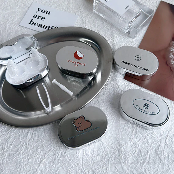Trendy Reflective Silver Mirror Contacts Lens Storage Case - Image 2